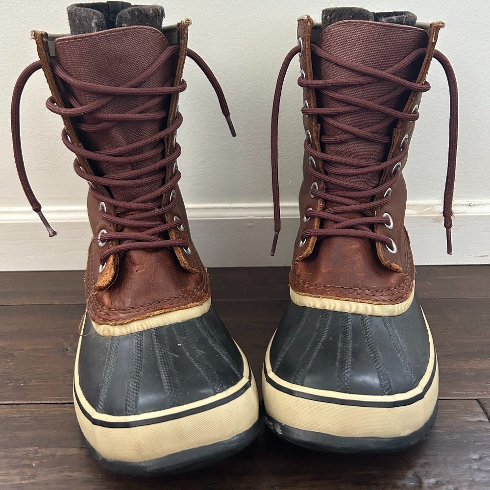Sorel Caribou Boots Size 10